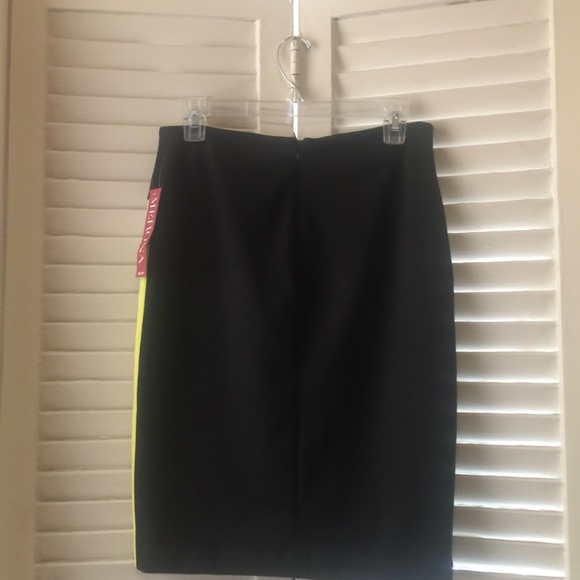 MERONA High Waisted Color Block Fitted Skirt NWT - Picture 4 of 4